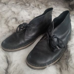 Comfy Clark's originals shoes